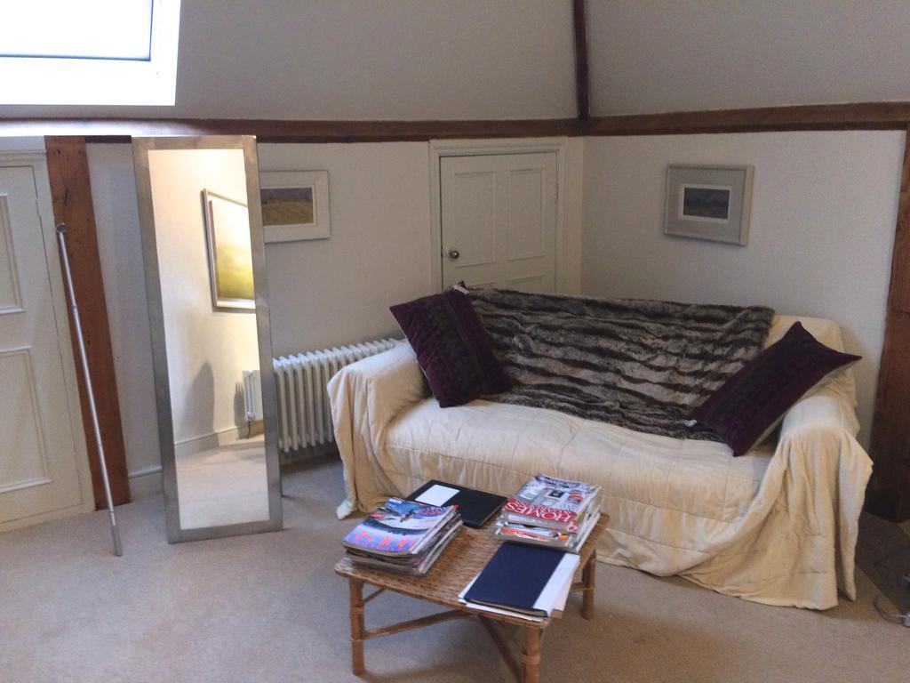 Bed and Breakfast The Clock Tower à Daventry Extérieur photo