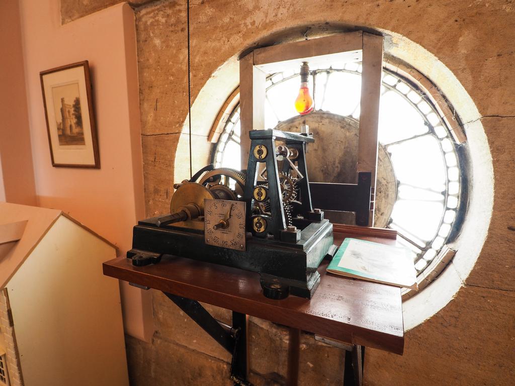 Bed and Breakfast The Clock Tower à Daventry Extérieur photo